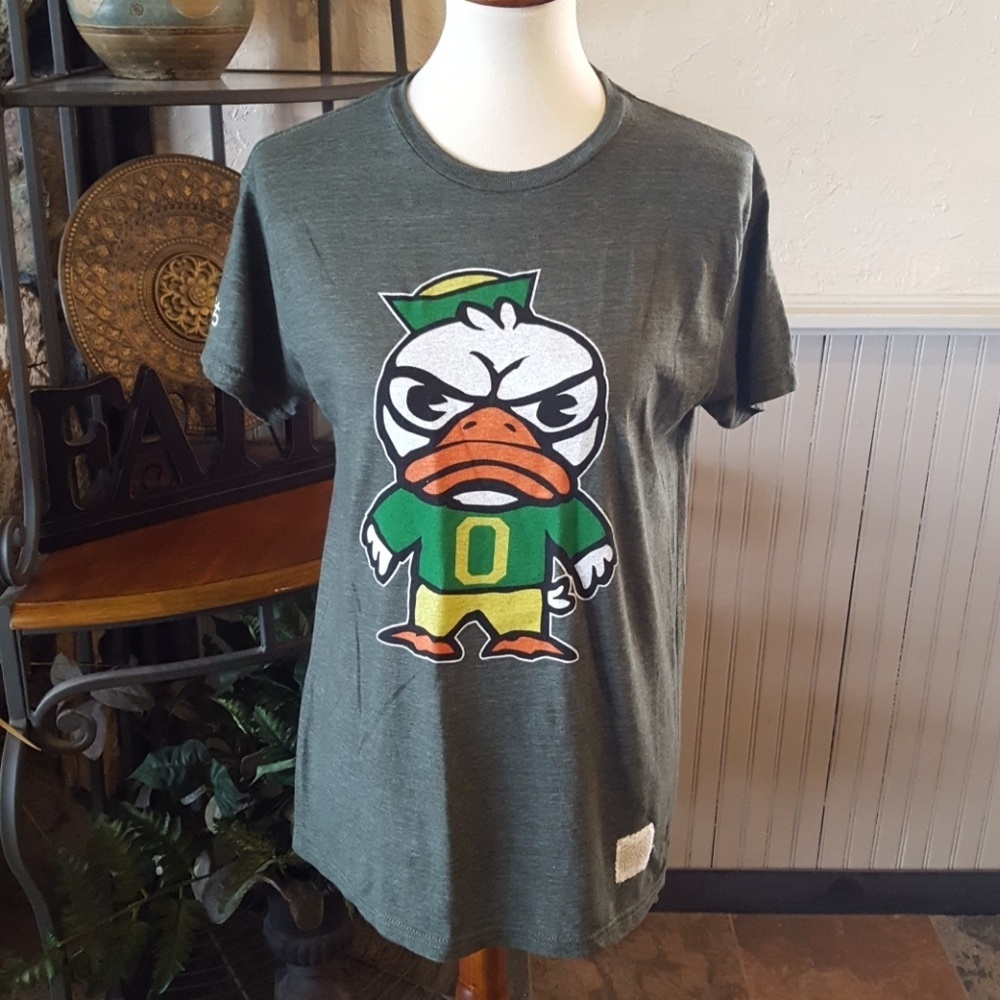 RETRO BRAND* T-shirt